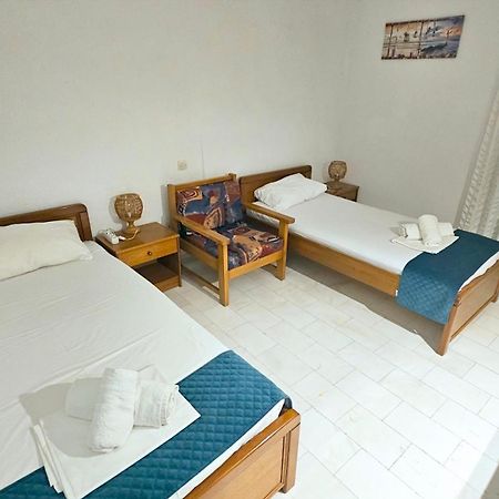 Hotel Pashos Kryopigi Exteriör bild